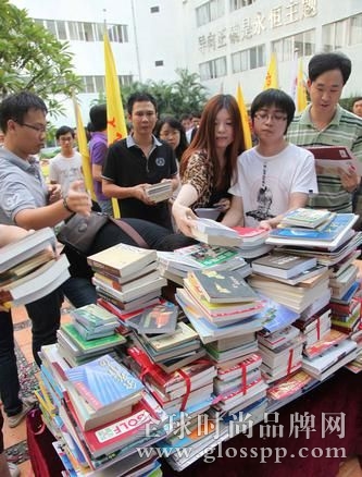 蘋果書屋捐書活動現場