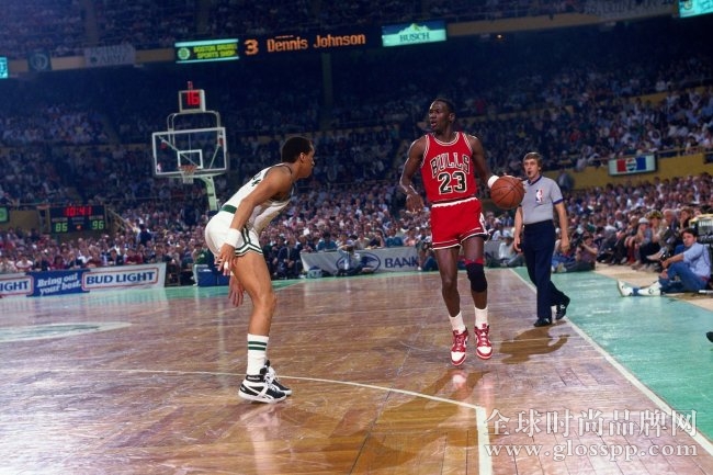 Michael Jordan,Mitchell & Ness Mitchell & Ness85-96賽季公牛 Michael Jordan 63 之夜經典球衣即將復刻