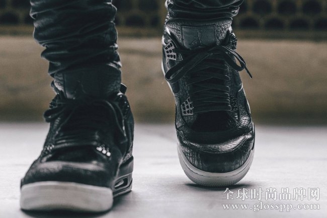 819139-010,AJ4,Air Jordan 4 819139-010AJ4中國發售日期 Air Jordan 4 Premium “Dark Horse” 美圖近賞