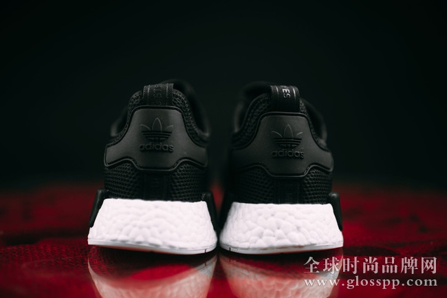 NMD,adidas  各具風情，三款 adidas NMD R1 美圖近賞