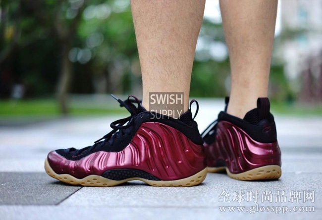 314996-601,Foamposite One,Nike 314996-601 魔力紅噴 Nike Air Foamposite One “Maroon” 上腳實拍