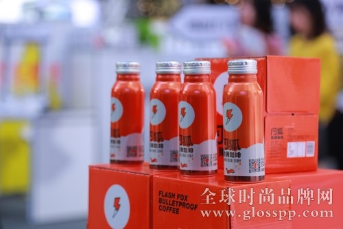 閃狐防彈咖啡快閃店完美收官，健康橙色風暴席卷帝都